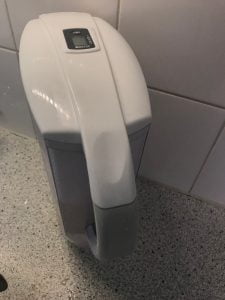 brita-waterfilter-kan-kattenvoorlichting-water-drinken-kat (1)